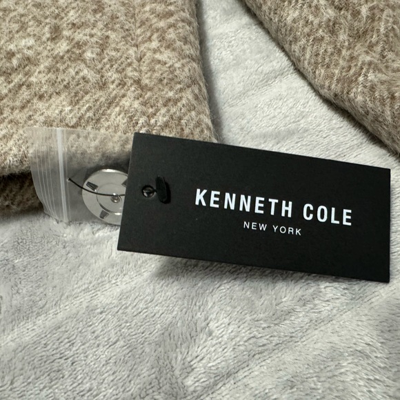 Kenneth Cole New York Women’s Asymmetrical Wool Blend Coat Camel Size Size M - Picture 6 of 10